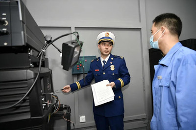 南阳消防支队全面开展大型商业综合体专家团队教学培训技术服务